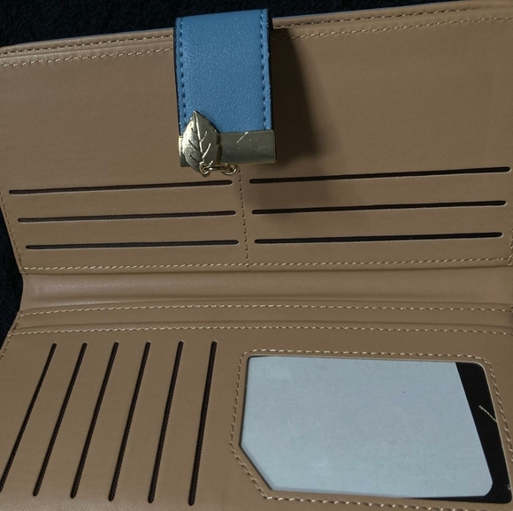 Wallet - Picture 3 of 3